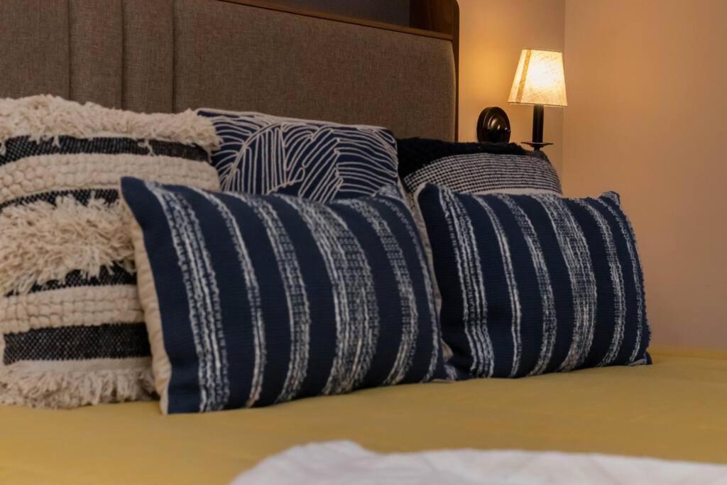 Сasa de vacaciones San Cayetano 2 With Ac Just A Block Away From The Main Square *